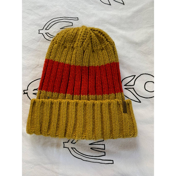 Eddie Bauer Cable Knit Fleece Lined Hat - Picture 4 of 5